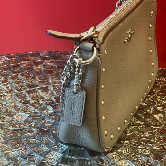 Coach Gray Wristlet/Clutch with silver rivets and chain strap - Picture 2 of 8